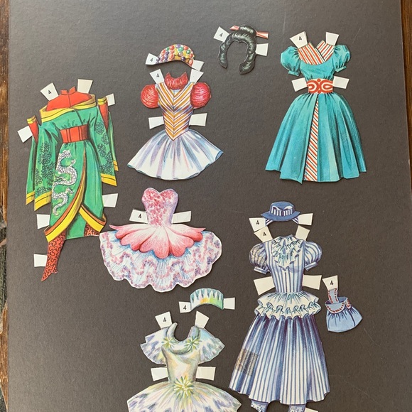 Vintage | Whitman Publishing Nutcracker Dolls - Picture 13 of 15